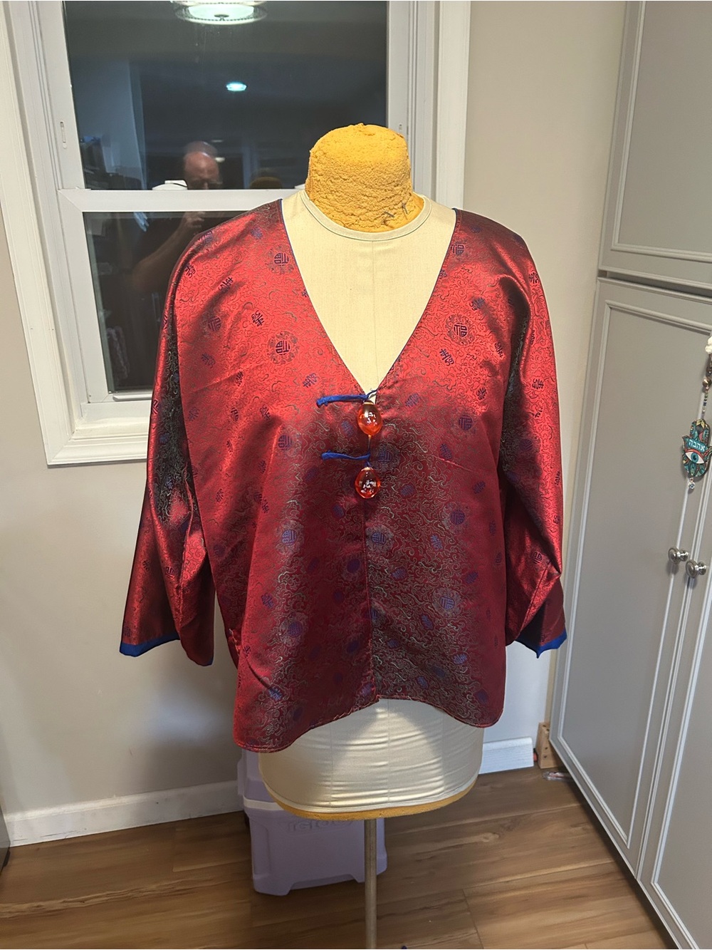 Red Satin Floral Kimono Jacket Large Bead Closure Size Large Handmade